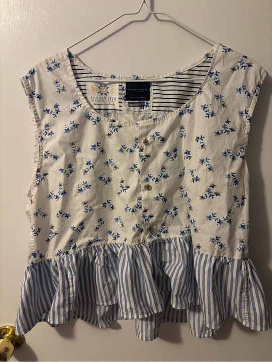 Alvina’s Farm Tops - Handmade Alvina's Farm Cottagecore Coquette Floral Button-Front Peplum Top XL